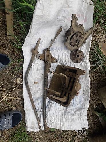 Другие автозапчасти: Набор автомобильных запчастей (ретро/классические авто): - — 6