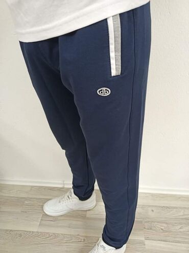 Donji deo: DONJI DEO TRENERKE TOP KVALITET Cena 2200 dinara Veličine M L XL na lalafo.rs — 7 Donji deo: DONJI DEO TRENERKE TOP KVALITET Cena 2200 dinara Veličine M L XL — 7