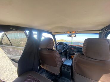 Mercedes-Benz: Mercedes-Benz E-Class: 2 l | 1996 il Sedan -da lalafo.az — 12 Mercedes-Benz: Mercedes-Benz E-Class: 2 l | 1996 il Sedan — 12