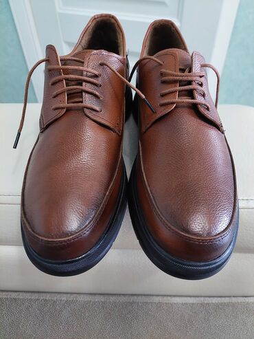 мужская одежда и обувь: Туфли мужские из натуральной кожи, размер 41. Модель классическая