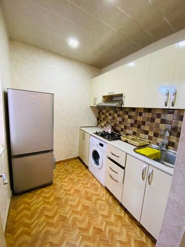 Uzunmüddətli kirayə evlər: 55 kv. m, 3 otaqlı — 4