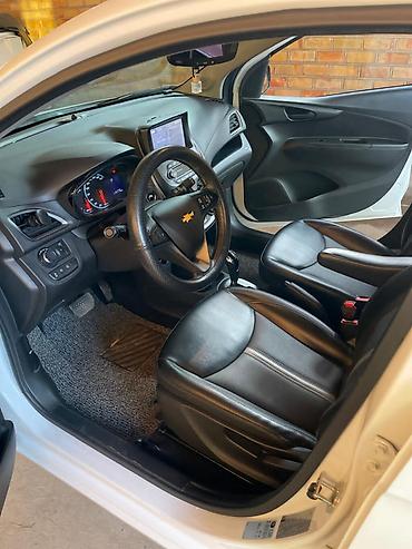 Chevrolet: Chevrolet Spark: 2019 г., 0.1 л, Вариатор, Хэтчбэк — 7