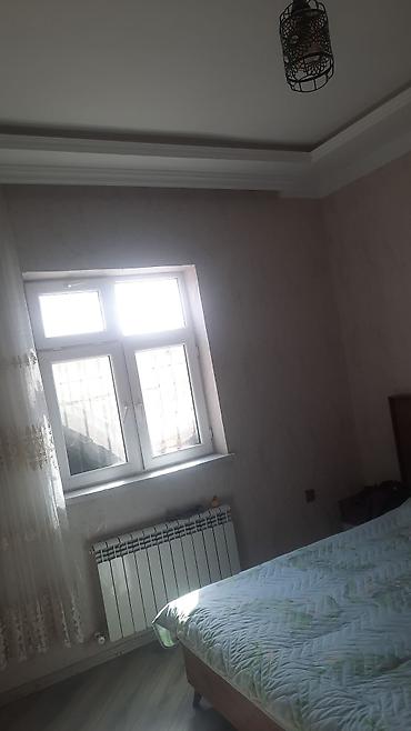 Həyət evləri və villaların satışı: Həyətyanı fərdi yaşayış evi - İki mərtəbəli tikili, fasadı rəngli — 22