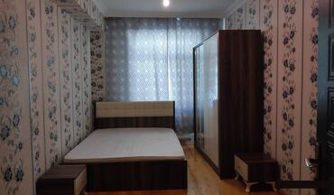 Uzunmüddətli kirayə mənzillər: Masazırda stadiona yaxın yaxın 4 mertebeli binanın 1-ci mərtəbəsində — 8