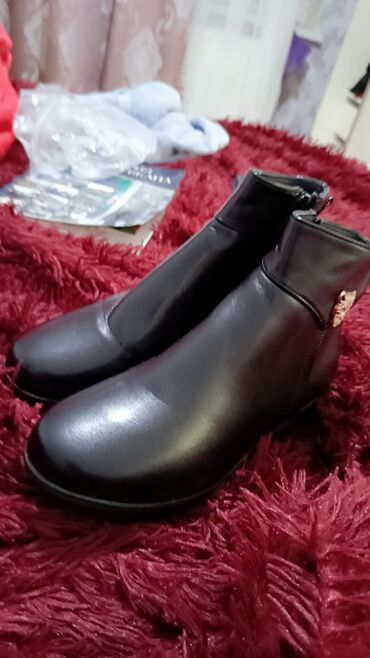 чай для похудении из египта на 100 оригинал: Qadınlar üçün qara qısa çəkmə - Model: qısa booti, yanlardan
