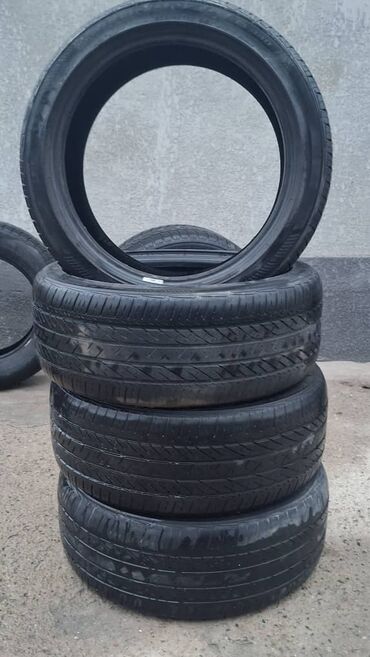 Шины: Продаются Комплект шин Есть два размеры Blizzak 235/60 r17 Blizzak — 3