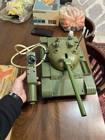 Avtomobil modelləri: 1970 il, Dəmir, Pulsuz çatdırılma — 23