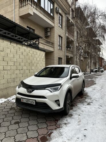 Toyota: Toyota RAV4: 2018 г., 1.6 л, Автомат, Бензин