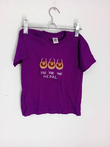 moschino majica: Majica za devojcicu 5-6god