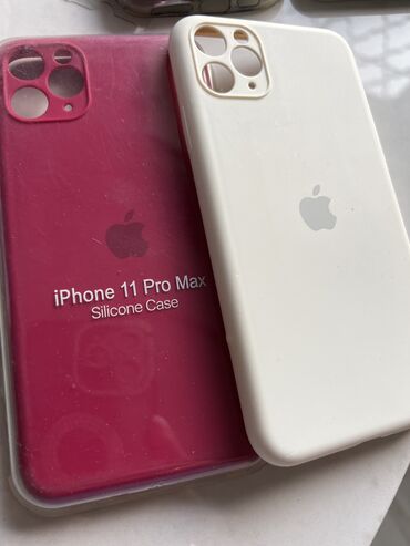 чехол iphone 11pro: Продаю чехлы на 11pro Мах 100 с за белый и розовый( могу блестящие в