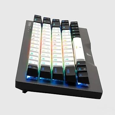 3 103: Mehanička gejming tastatura sa RGB pozadinskim osvetljenjem - — 7