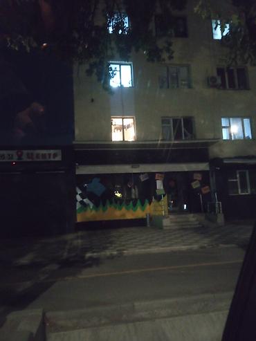 аренда тц: 1 комната, 11 м², Восток-5 мкр 2 этаж, Старый ремонт — 1