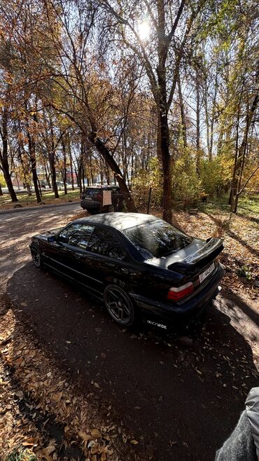 не знаю от какой машины: BMW 3 series: 1995 г., 3 л, Механика, Купе