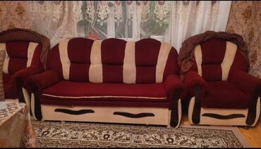 işdənmiş divan: Künc divan, İşlənmiş, Açılmayan