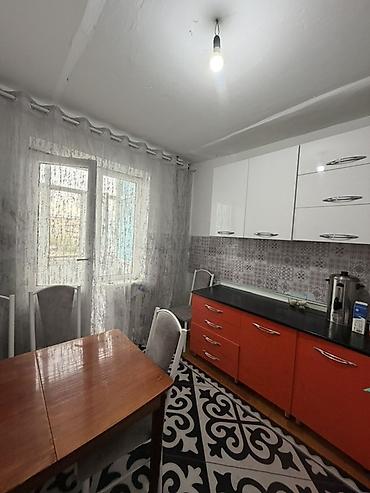квартира кк: 2 комнаты, 55 м², 105 серия, 3 этаж, Старый ремонт — 6
