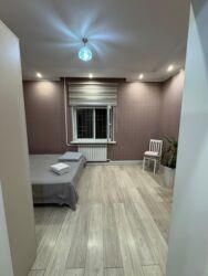 Посуточная аренда домов: 300 м², 5 комнат, Евроремонт, Забор, огорожен at lalafo.kg — 11 Посуточная аренда домов: 300 м², 5 комнат, Евроремонт, Забор, огорожен — 11