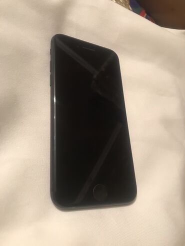 iphone 7 r sim: IPhone 7, Б/у, 32 ГБ, Черный, Чехол, 100 %