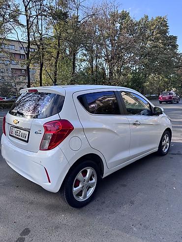 shevrolet lacetti: Chevrolet Spark: 2016 г., 1 л, Автомат, Бензин, Хэтчбэк — 2