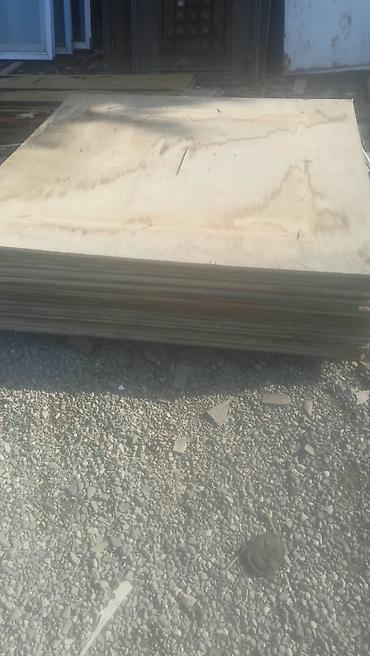 Kontrplak vərəqləri - Material: təbii ağac laylarından yığılmış