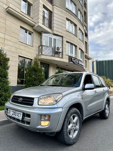 Toyota: Toyota RAV4: 2001 г., 2 л, Автомат, Бензин, Внедорожник