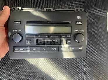 Toyota orijinal maqnitola/radio başlıq Model: - Toyota OEM Head Unit