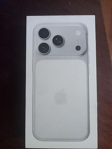 Apple iPhone 15 (коробка на фото) - Серия: iPhone 15 - Цвет: светлый
