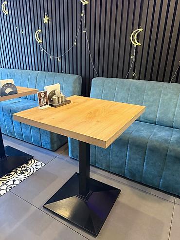 restoran stolu: Kafe,restoran, chay evi uchun 10 eded masa her biri 80 Azn. Unvan — 1
