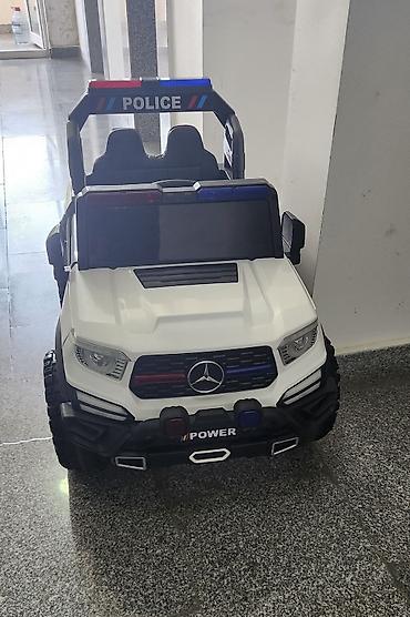 Uşaq üçün elektrik maşınları: Uşaq üçün akkumulyatorlu polis maşını (4x4 jeep / Mercedes stili) — 3