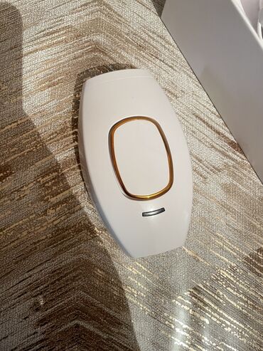 набор для проблемной кожи: Ev üçün IPL epilyasiya aparatı - Rəng: ağ, qızılı haşiyəli düymə -