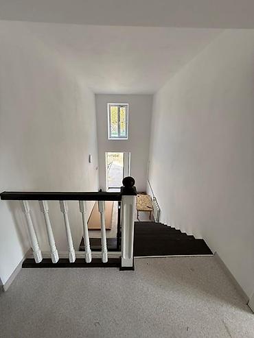 Долгосрочная аренда домов: 240 м², 8 комнат — 5