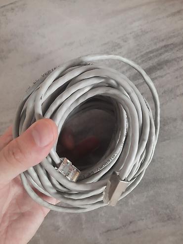 Modemlər və şəbəkə avadanlıqları: Ethernet şəbəkə kabeli 100 Mbps və 1Gbps-ə qədər LAN bağlantısı üçün — 1