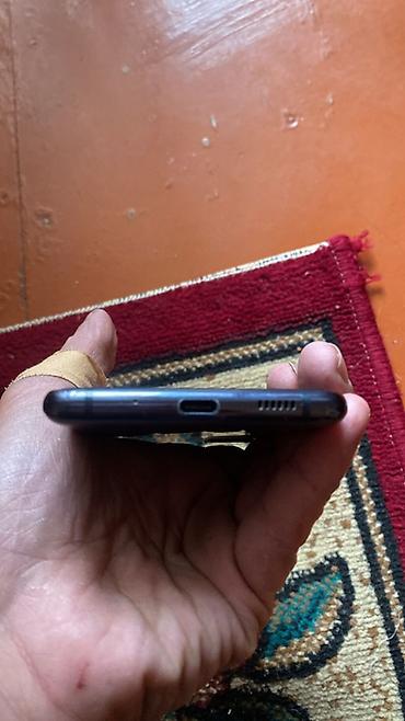 iphone na rate: USB-C girişli smartfon Məhsul təsviri: - Aşağı hissədə USB‑C — 1