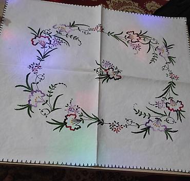 mega maxi alat: Novo, vezeno, rucni rad, dim. 72×60 cm. Ako neko zeli na vise moguc — 2