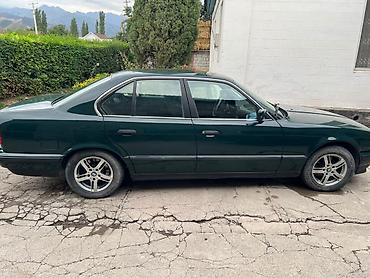 Продажа авто: BMW 5 series: 1993 г., Механика, Седан — 2