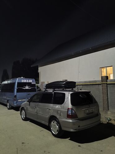 машина на обмен с доплатой: Honda Odyssey: 2001 г., 2.3 л, Типтроник, Газ, Минивэн