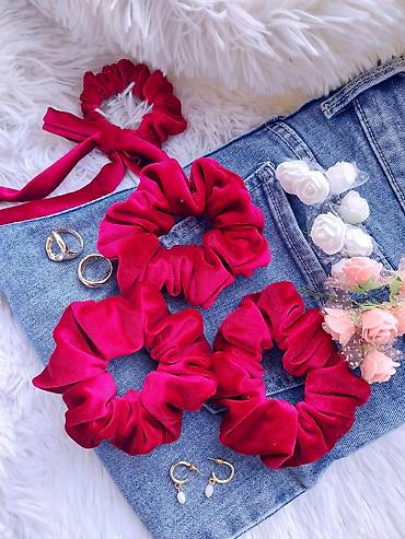 Aksesoari za kosu: Set baršunastih scrunchie gumica za kosu – bordo/crvena - Materijal — 4