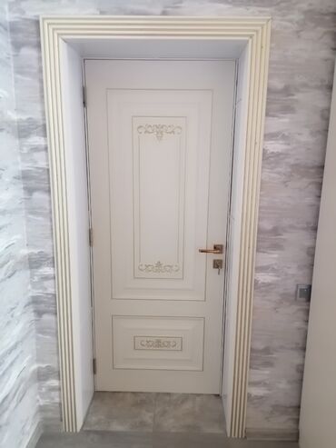 xam mdf: 2 eded qalıb pakovkasindadi bahalı zamokla bir yerde 200 azn