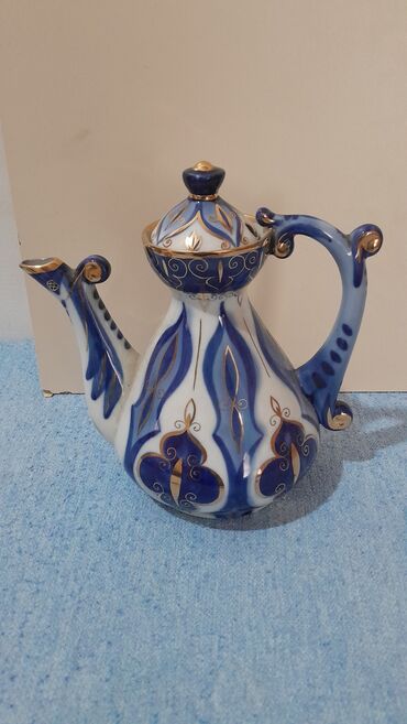 Digər dəstlər və servizlər: Qədimi qablar.Qiymətlər fərqlidir Başqa antik qablarda mövcuddur — 18