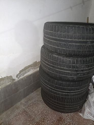 disqler: İşlənmiş Şin Pirelli 295 / 40 / R 22 — 3