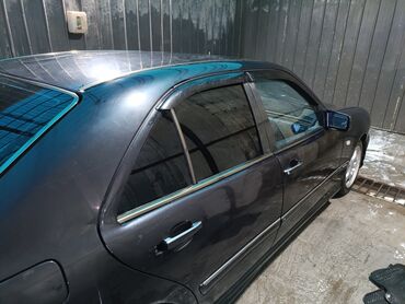 на мерседес 202: Mercedes-Benz A-class: 1998 г., 3.2 л, Механика, Газ, Седан