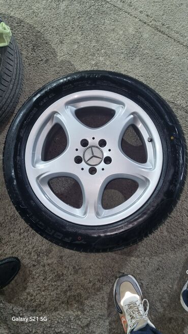 Disk təkərlər: İşlənmiş Disk təkər Mercedes-Benz 235 / 50 / R 18, 5 Boltlu