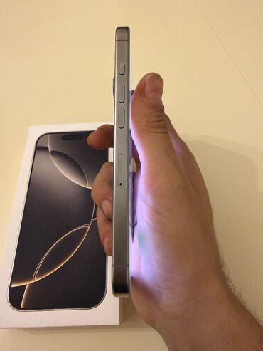кнопочные телефоны в баку: IPhone 16 Pro, 128 ГБ, Natural Titanium, Отпечаток пальца, Беспроводная зарядка, Face ID