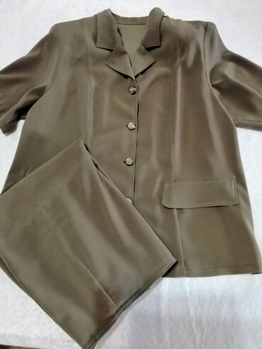 Kostimi: 3XL (EU 46) — 10