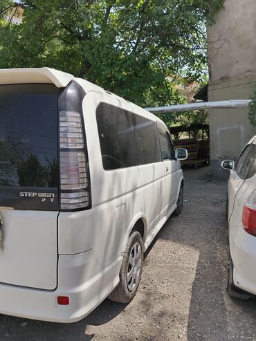 газ 2107: Honda Stepwgn: 2003 г., 2 л, Автомат, Газ, Минивэн