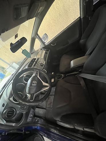 g comp: Honda Jazz: 2011 г., Механика, Бензин — 5