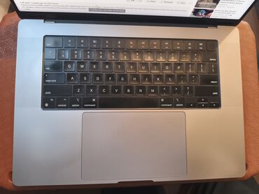 Ноутбуки: Ноутбук, Apple, 16 ГБ ОЗУ, Apple M1 Pro, 16 ", память SSD — 7