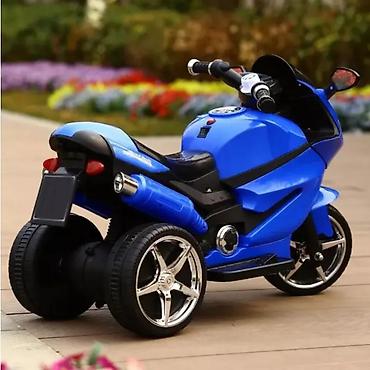 hm majice za devojcice: Delfino Speed R5 – Motor na akumulator za decu (plavi) Šifra — 5