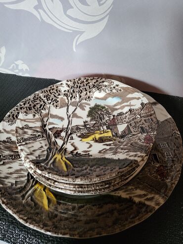 Staro posuđe i escajg: Servis za torte,kolace WH Grindlay Staffordshire Engleska 70te — 4