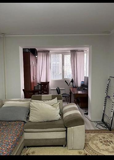 Продажа квартир: 2 комнаты, 44 м², 5 мкр 104 серия, 1 этаж — 3