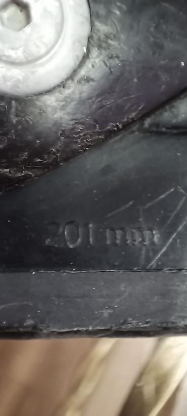 Сноуборды: Продам крепления и ботиночки для сноуборда размер 33. цена 5000 сом — 7